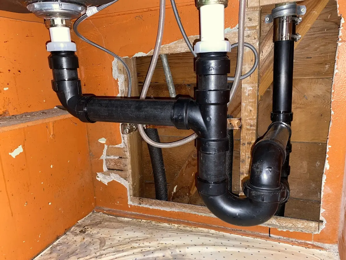 Professional Pipe Bursting equipment and tools on the job in Hanover